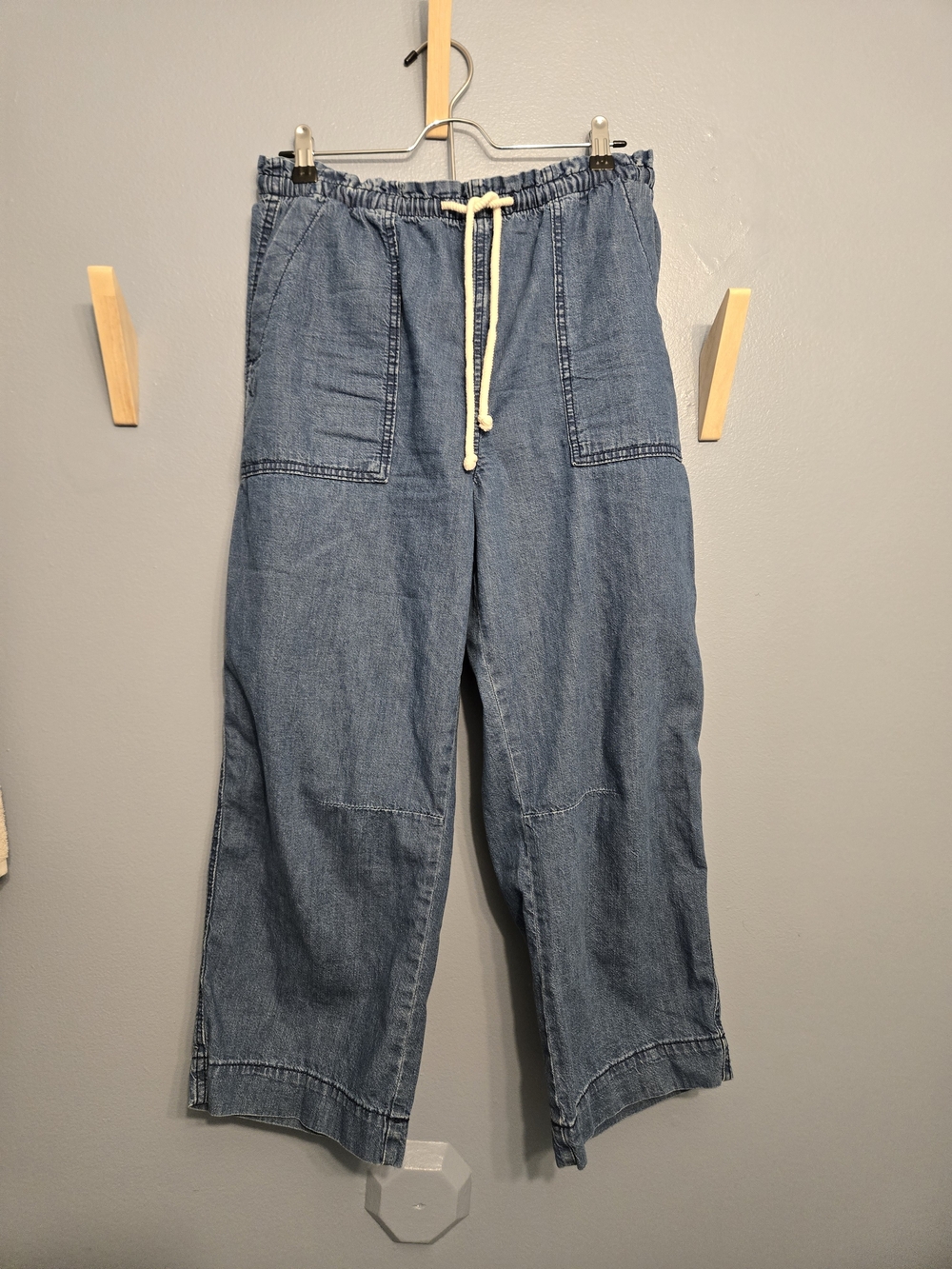 Women's Old Navy Relaxed Denim Drawstring Jeans